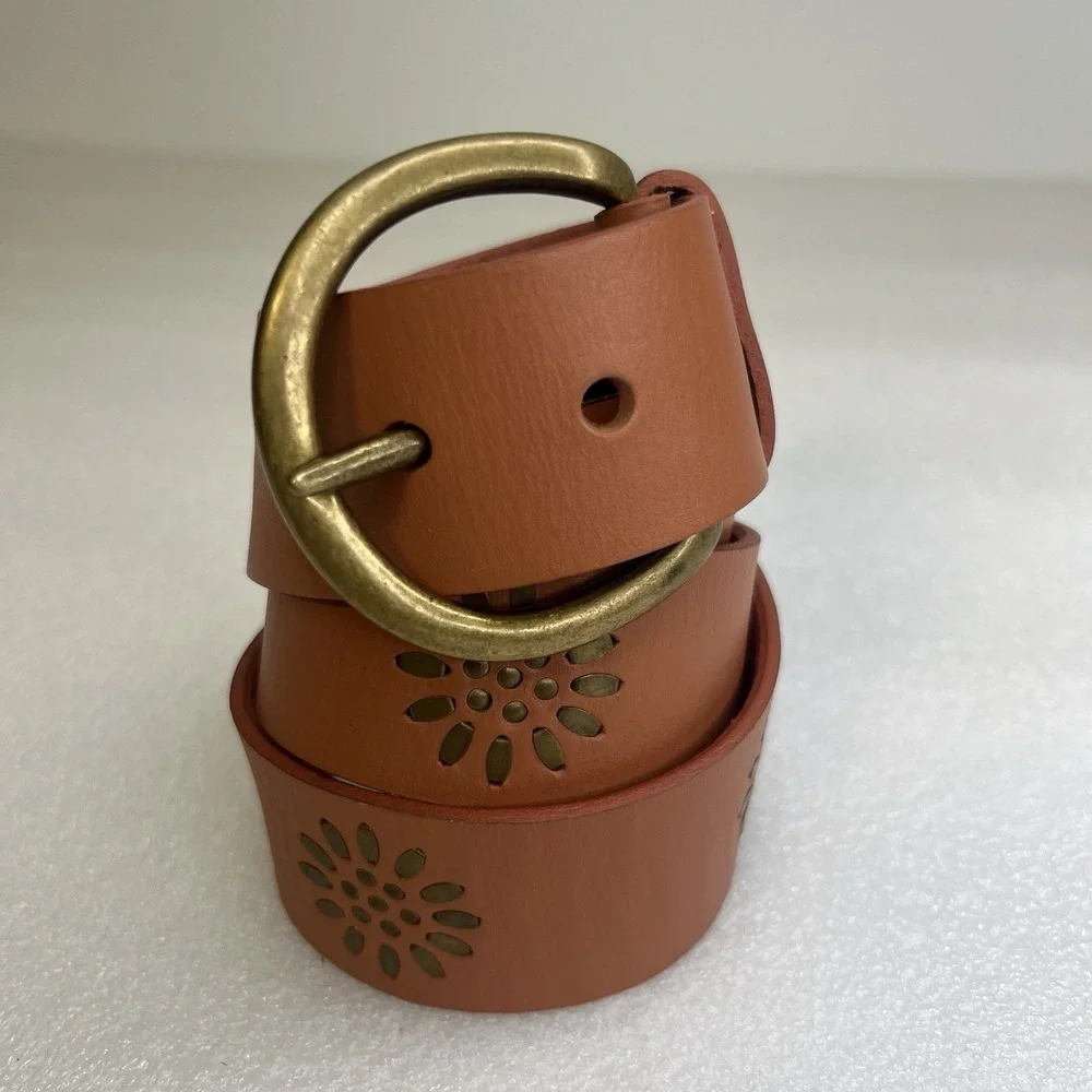 Linea‎ Pelle Anthropologie Brown Genuine Leather Metal Floral Studded Belt M